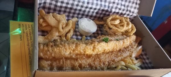 lighthouse-fish-chips-gonubie-1.jpg